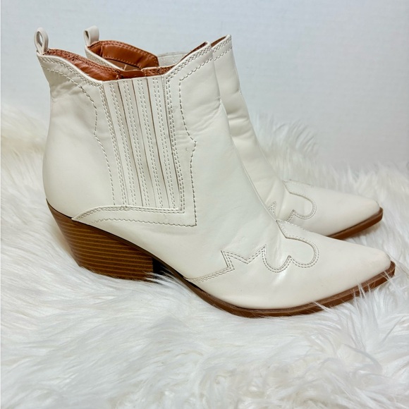 INDIGO RD Alydia Western Ankle Boots - Picture 5 of 9